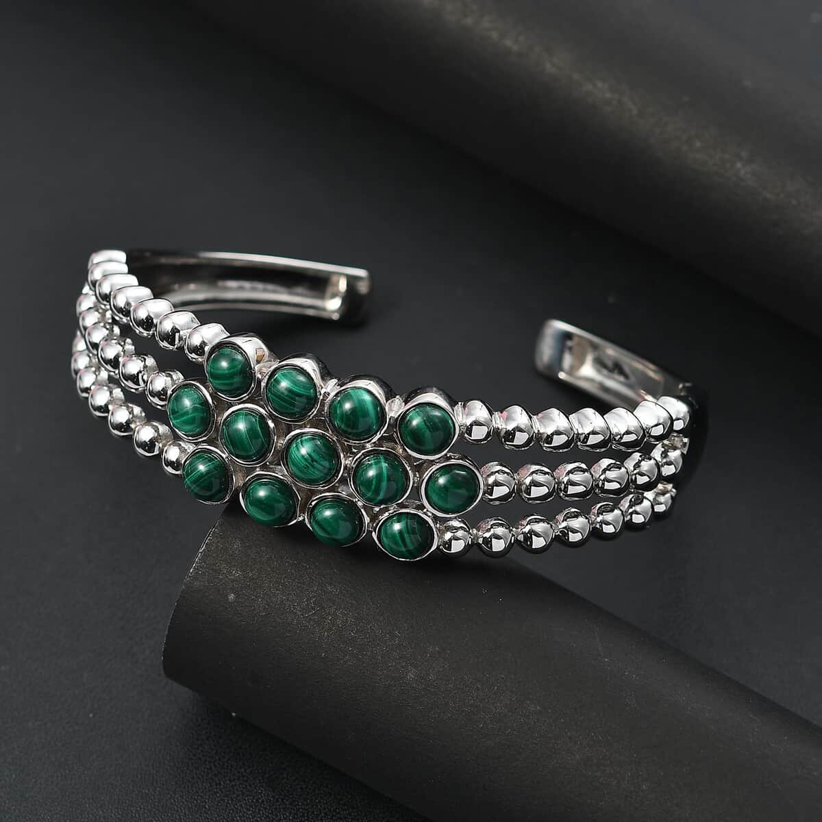 Karis African Malachite 16.40 ctw Cuff Bracelet in Platinum Bond (7.25 In) image number 1