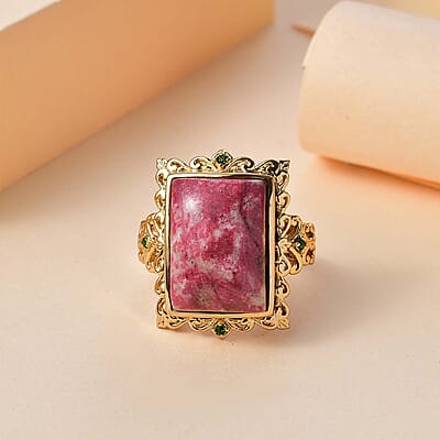 Karis Norwegian Thulite and Chrome Diopside 20.00 ctw Rosetta Vintage Ring in 18K Yellow Gold Plated (Size 10.0)