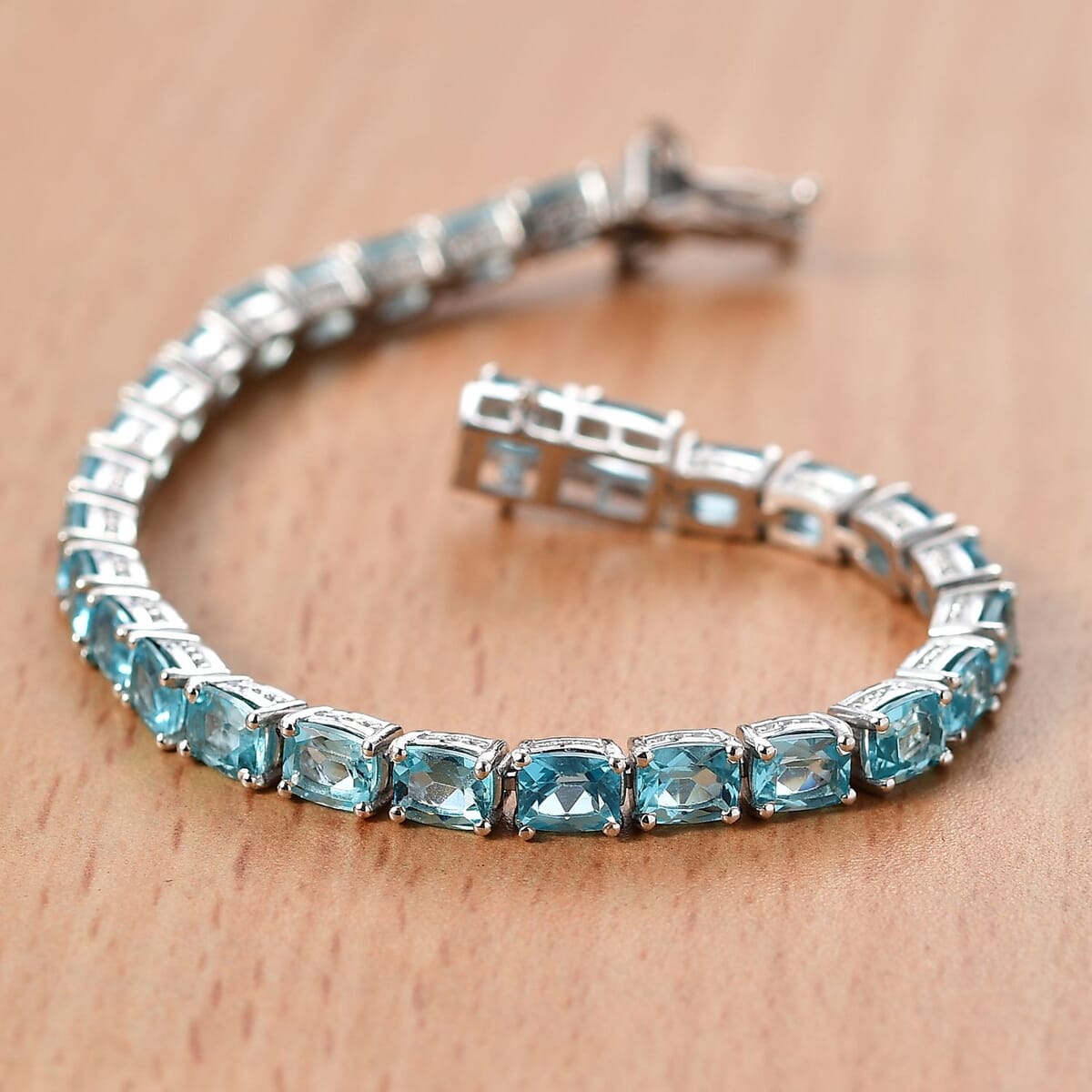 Betroka Blue Apatite 15.50 ctw Serenity Vine Bracelet in Rhodium Over Sterling Silver (8.00 In) image number 1