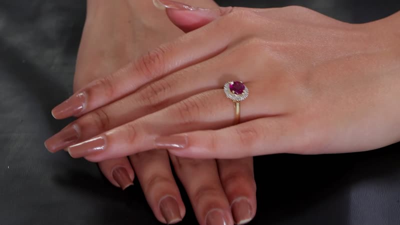 Certified & Appraised Luxoro 10K Yellow Gold AAA Radiant Ember Garnet, Diamond (G-H, I2) Ring (Size 10.0) (Del. in 7-10 Days) 1.63 ctw