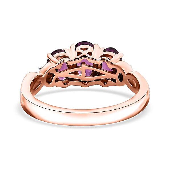 Certified & Appraised Luxoro AAA Radiant Ember Garnet and G-H I2 Diamond 2.10 ctw 3 Stone Ring in 10K Rose Gold (Size 10.0)