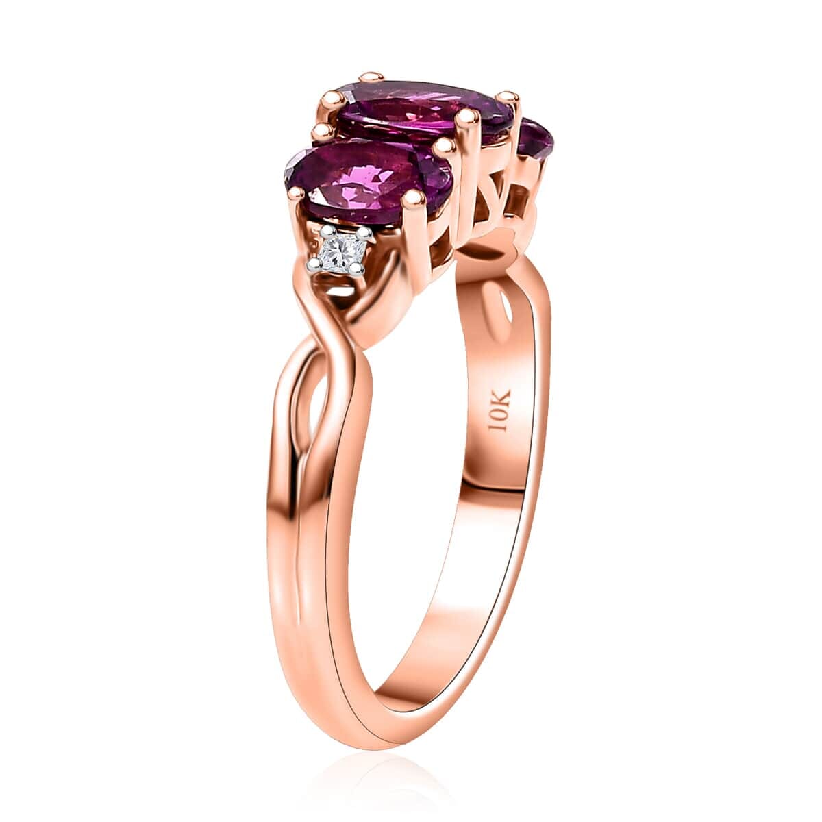 Certified & Appraised Luxoro 10K Rose Gold AAA Radiant Ember Garnet, Diamond (G-H, I2) 3 Stone Ring (Size 10.5) 2.10 ctw image number 3