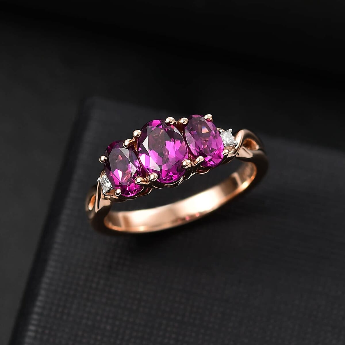 Certified & Appraised Luxoro 10K Rose Gold AAA Radiant Ember Garnet, Diamond (G-H, I2) 3 Stone Ring (Size 5.0) 2.10 ctw image number 1