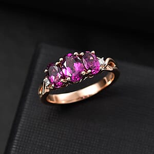 Certified & Appraised Luxoro 10K Rose Gold AAA Radiant Ember Garnet, Diamond (G-H, I2) 3 Stone Ring (Size 7.5) 2.10 ctw