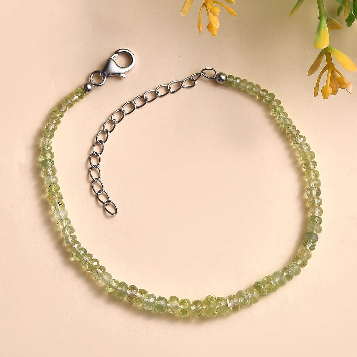 Tsavorite Garnet 21.00 ctw Beaded Bracelet in Rhodium Over Sterling Silver (7.25 In) image number 1