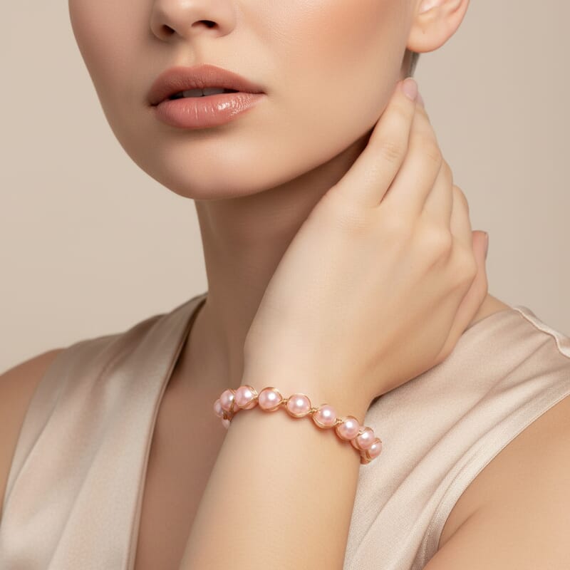 Peach Shell Pearl Bracelet (7.00-9.00In) in Goldtone