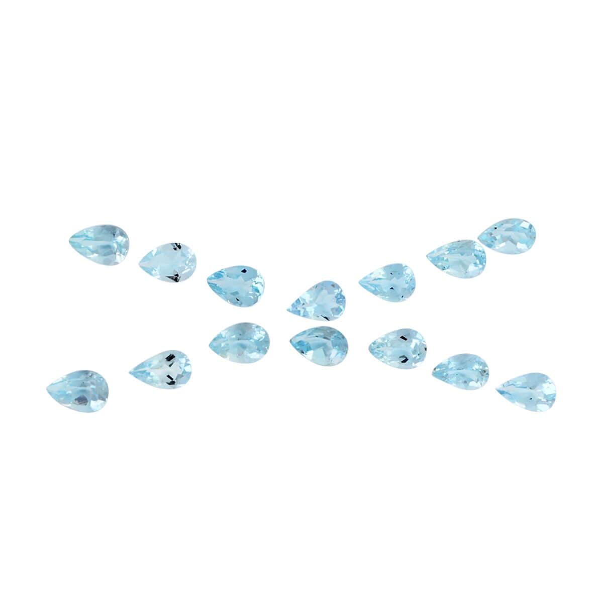 AA Mangoro Aquamarine Set of 14 (Pear 6x4 mm) 5.00 ctw image number 0