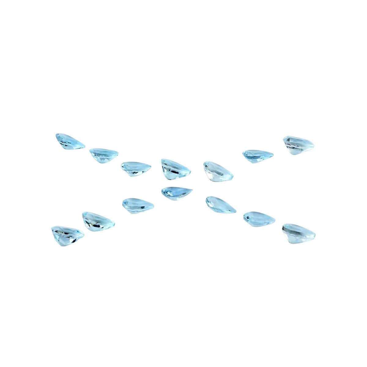 AA Mangoro Aquamarine Set of 14 (Pear 6x4 mm) 5.00 ctw image number 2