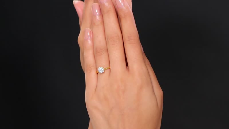 Moissanite 0.90 ctw Solitaire Ring in 18K Vermeil Yellow Gold Over Sterling Silver (Size 10.0)