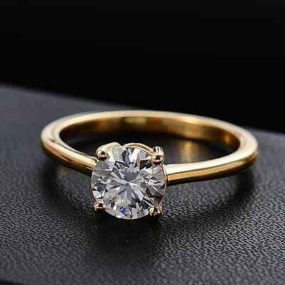 Moissanite 0.90 ctw Solitaire Ring in 18K Vermeil Yellow Gold Over Sterling Silver (Size 10.0)