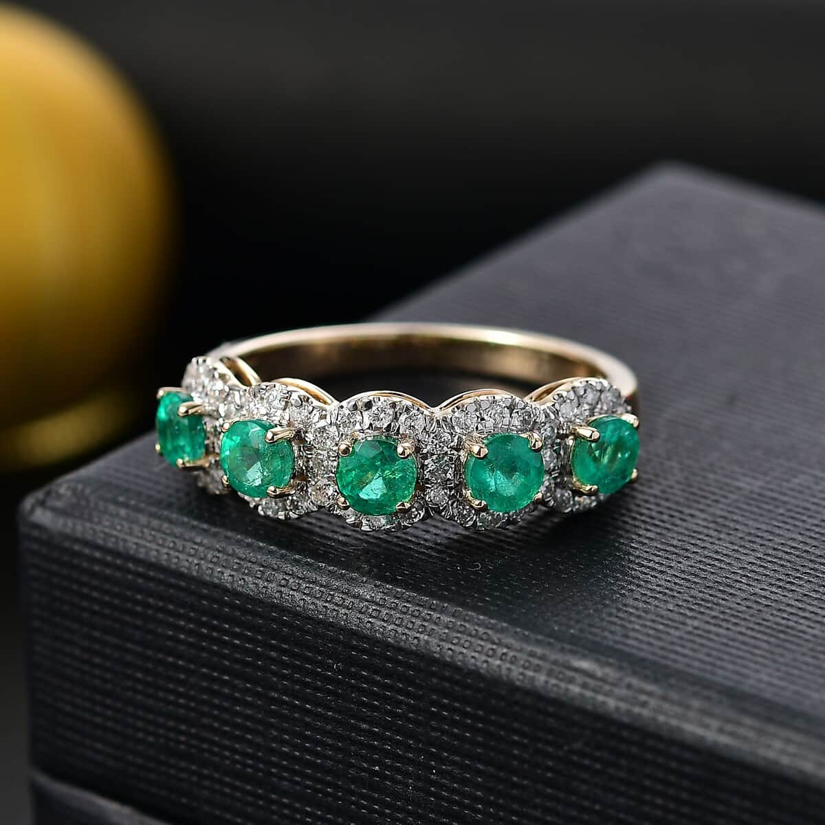 Luxoro AAA Boyaca Colombian Emerald and G-H I2 Diamond 1.50 ctw Ring in 14K Yellow Gold (Size 10.0) image number 1