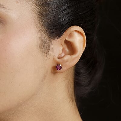 Certified & Appraised Luxoro AAA Radiant Ember Garnet 2.25 ctw Solitaire Stud Earrings in 10K Yellow Gold