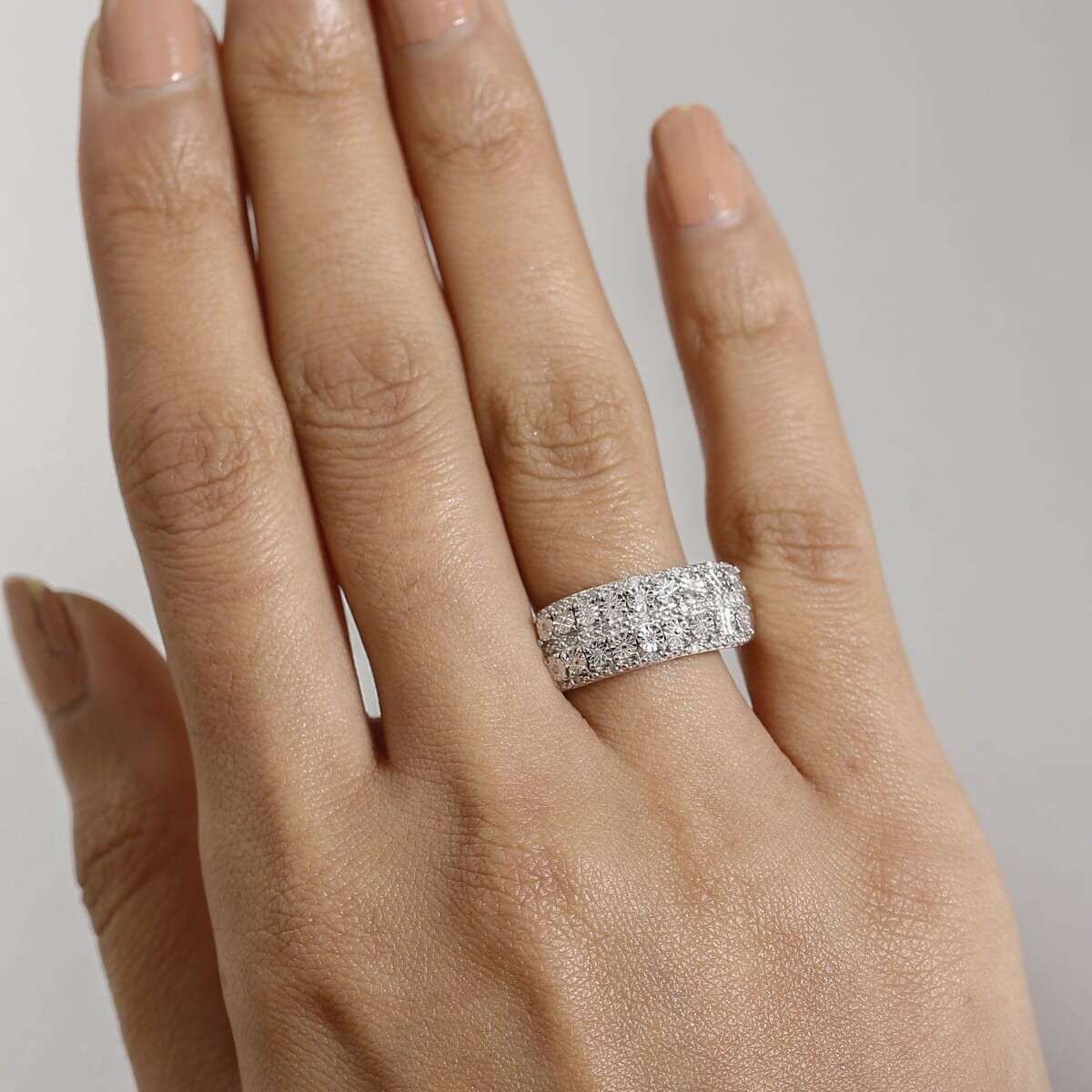Diamond 0.10 ctw Ring in Rhodium Over Sterling Silver (Size 6.0) image number 2