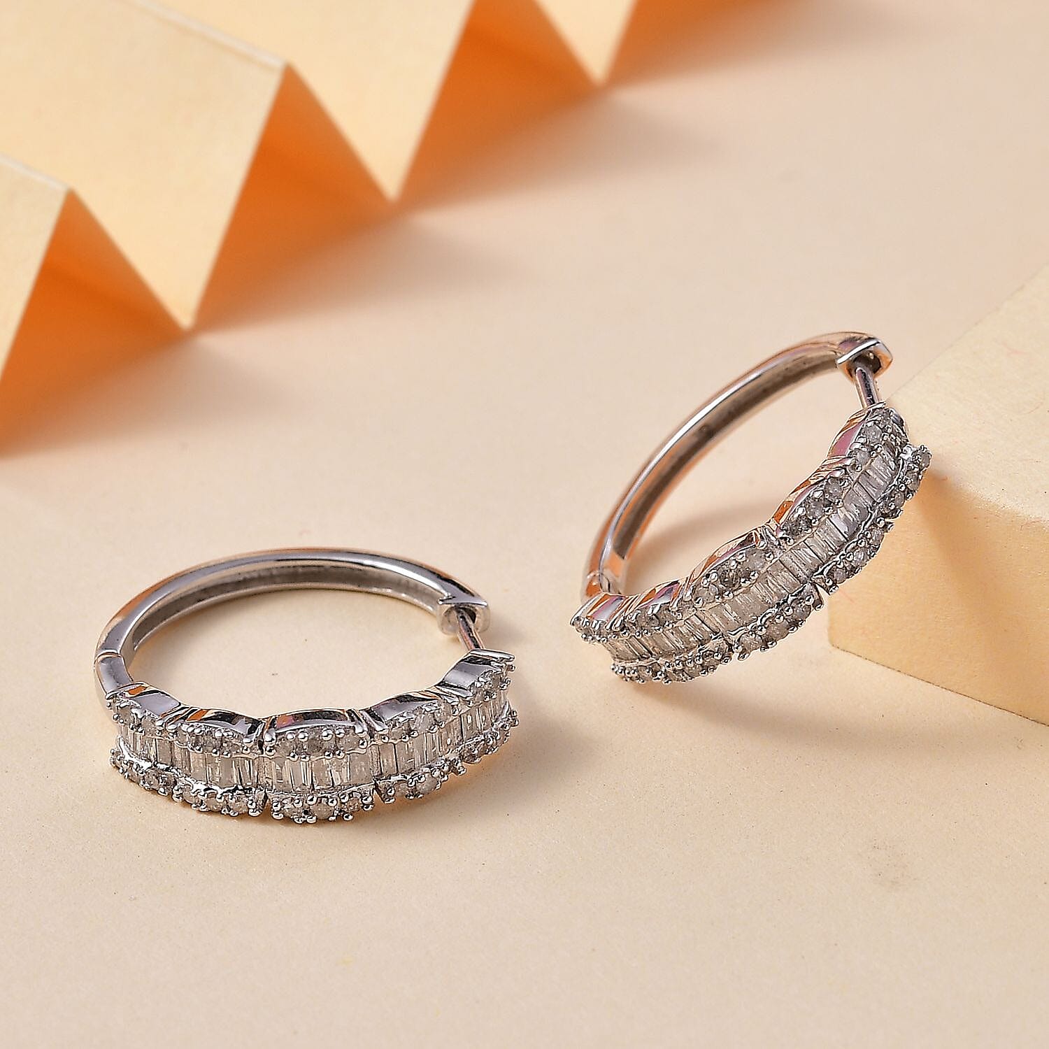 Diamond - Product card gallery slide 2 (9432473796863)
