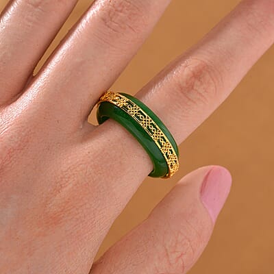 Green Jade (D) 26.50 ctw Ruyi Knot Band Ring in 18K Vermeil Yellow Gold Over Sterling Silver (Size 10.0)