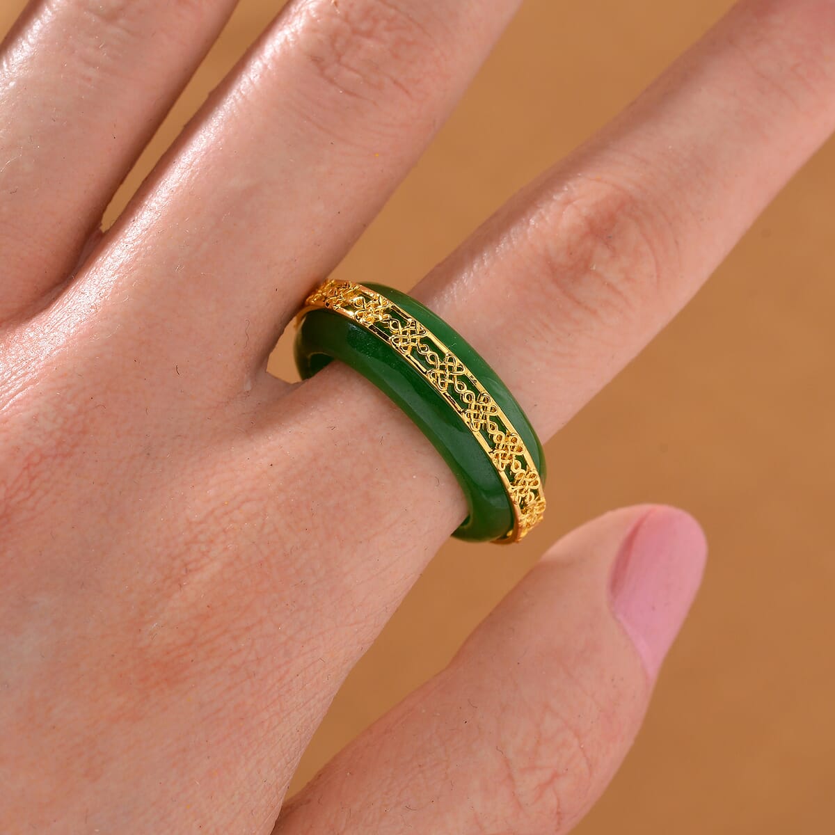 Green Jade (D) 26.50 ctw Ruyi Knot Band Ring in 18K Vermeil Yellow Gold Over Sterling Silver (Size 9.0) image number 1