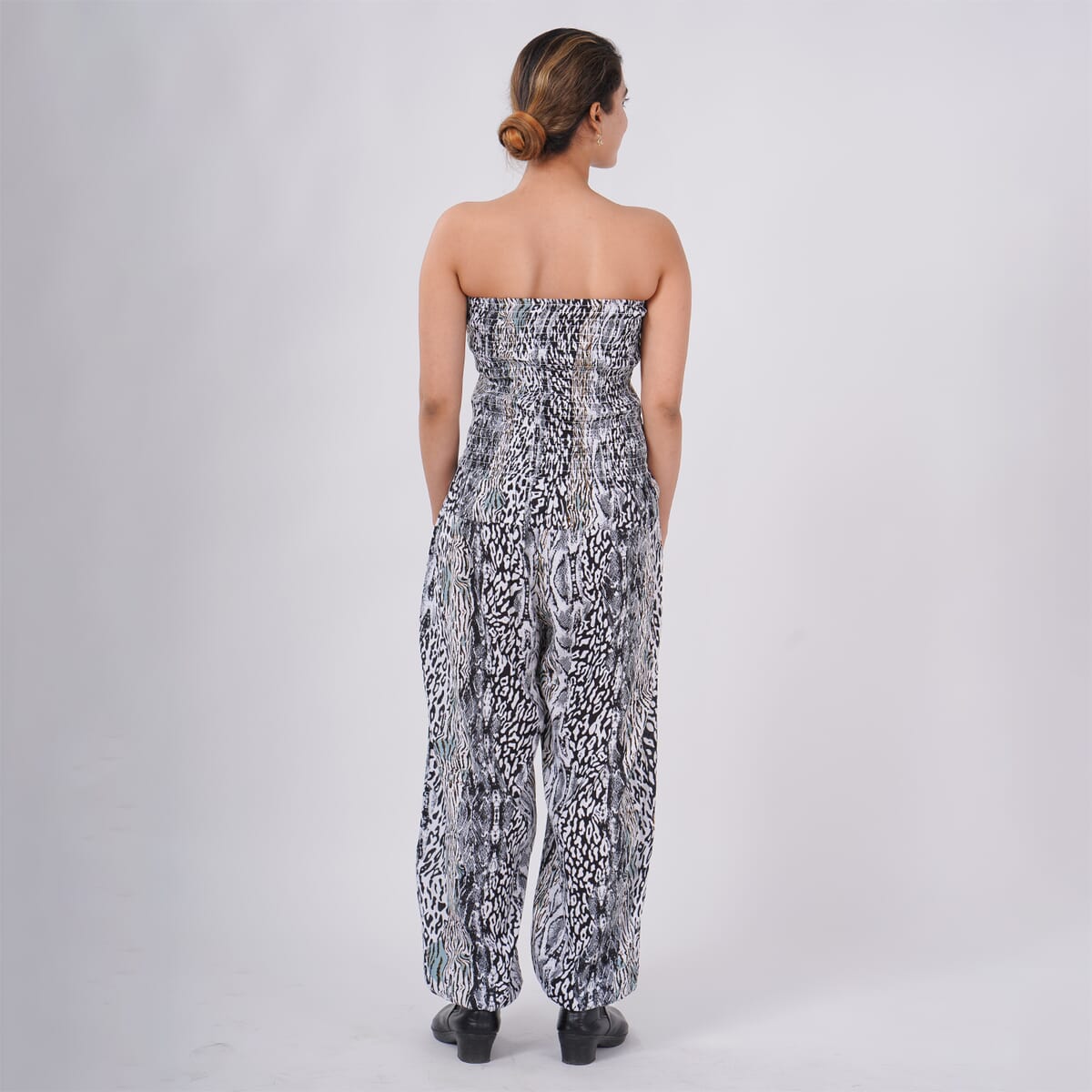 Tamsy Neutral Animal Smocked Jumpsuit with Black Kimono Set - One Size Fits Most image number 6