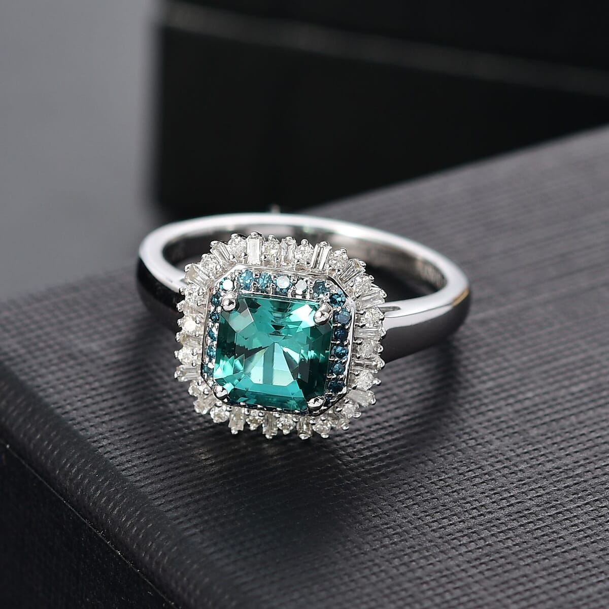 Certified & Appraised Luxoro AAA Pirineu Lagoon Tourmaline, Blue and I1-I2 Diamond 2.00 ctw Ocean Mirage Ring in 14K White Gold (Size 9.0) image number 1