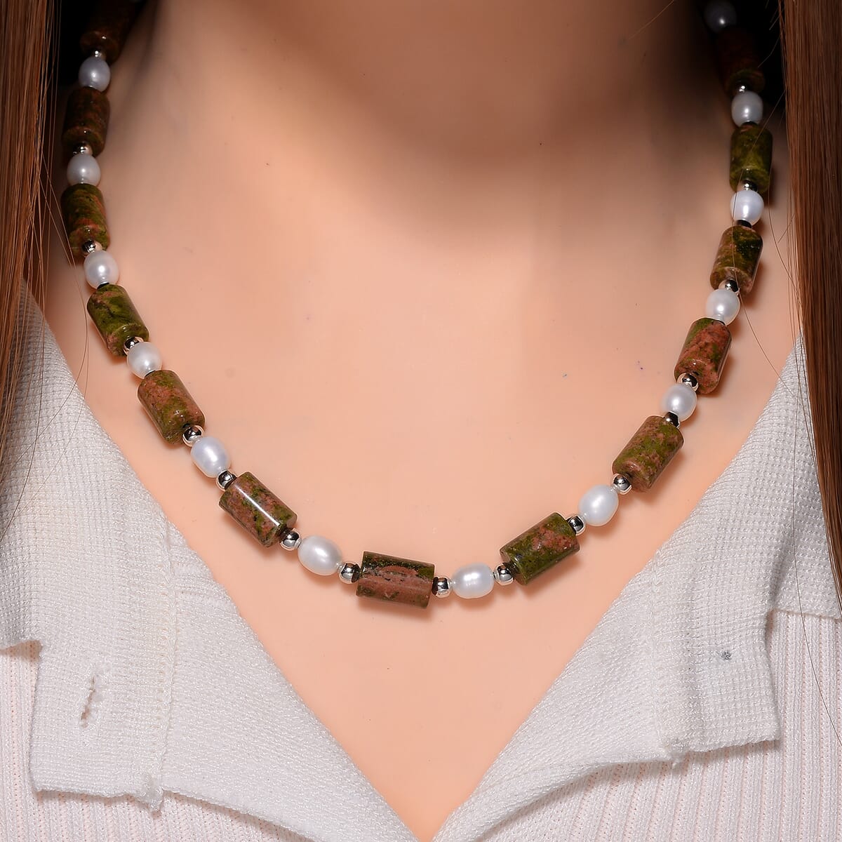 Unakite 100.00 ctw and Freshwater Pearl Necklace in Silvertone 18-20 Inches image number 1