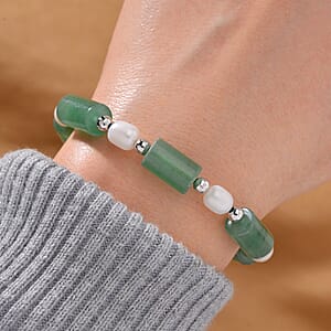 Green Aventurine 30.00 ctw and Freshwater Pearl Stretch Bracelet in Silvertone (6.50-8.50In)