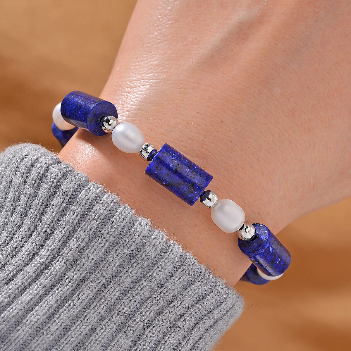 Lapis Lazuli 30.00 ctw and Freshwater Pearl Stretch Bracelet in Silvertone (6.50-8.50In) image number 1