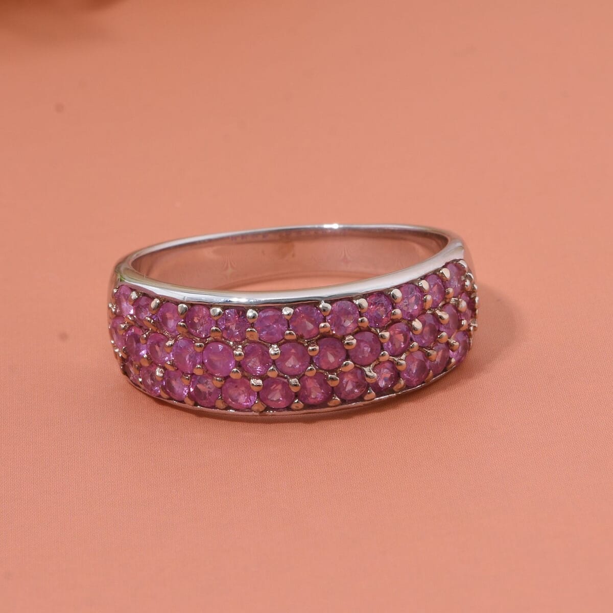 Madagascar Pink Sapphire 1.50 ctw Eclipse Band Ring in Rhodium Over Sterling Silver (Size 10.0) image number 1