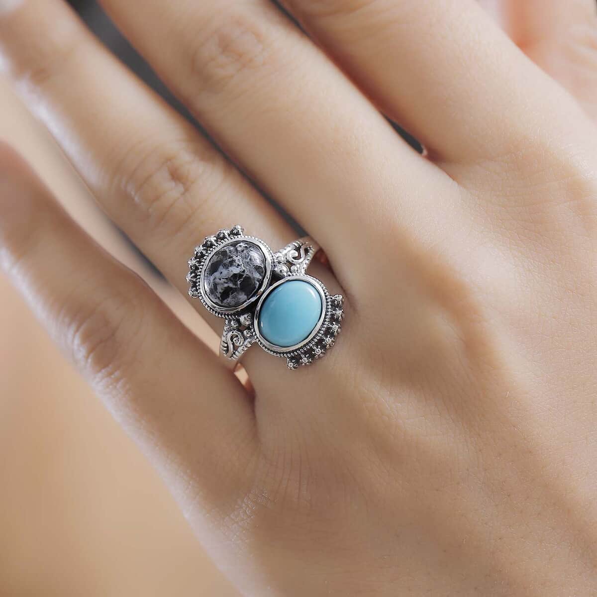 Artisan Crafted Sleeping Beauty Turquoise and White Buffalo 3.90 ctw Ring in Sterling Silver (Size 10.0) image number 2