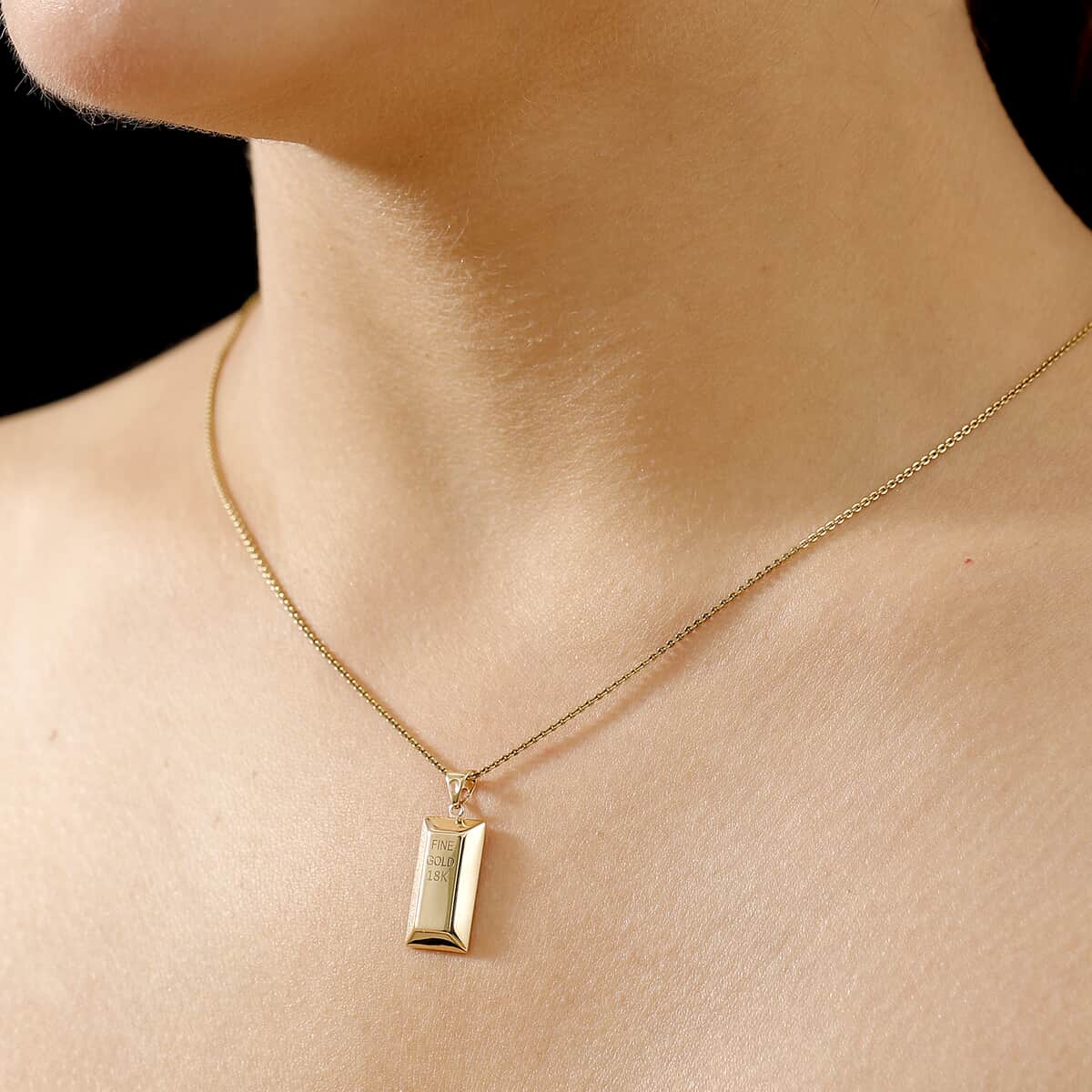 Iliana Bar Pendant in 18K Yellow Gold 1.35 Grams image number 2