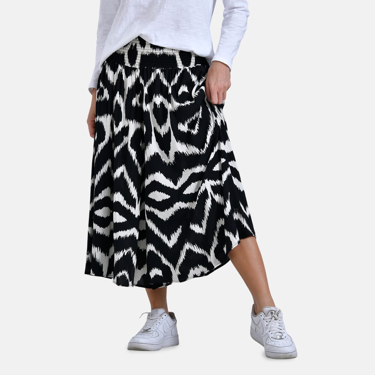Black Abstract Wide Leg Culotte Smocked Stretch Pant with Pockets- One Size with Most image number 2
