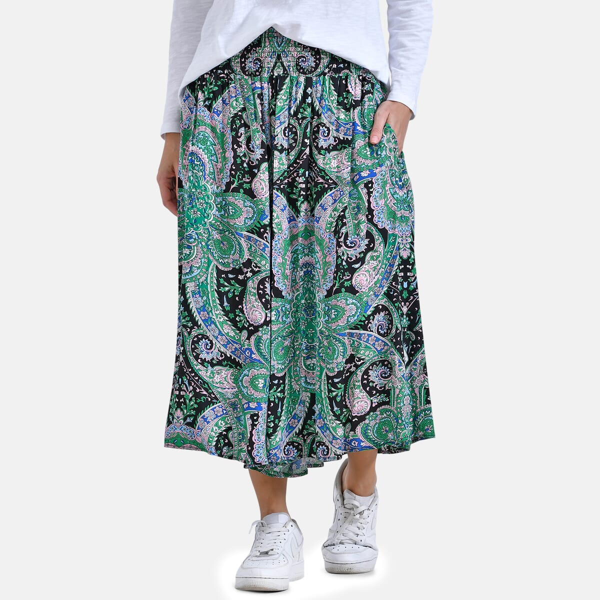 Green Paisley Wide Leg Culotte Smocked Stretch Pant with Pockets- One Size Fits Most image number 2