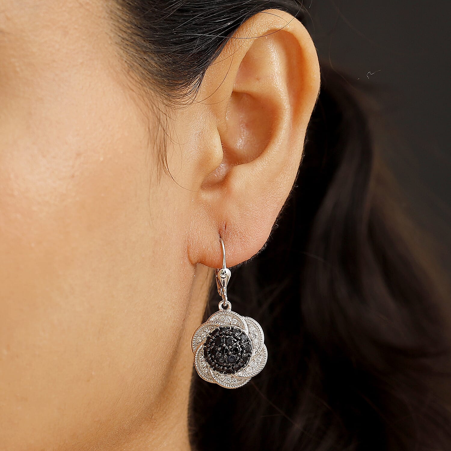 Blue Sapphire - Product card gallery slide 3 (10145787281691)