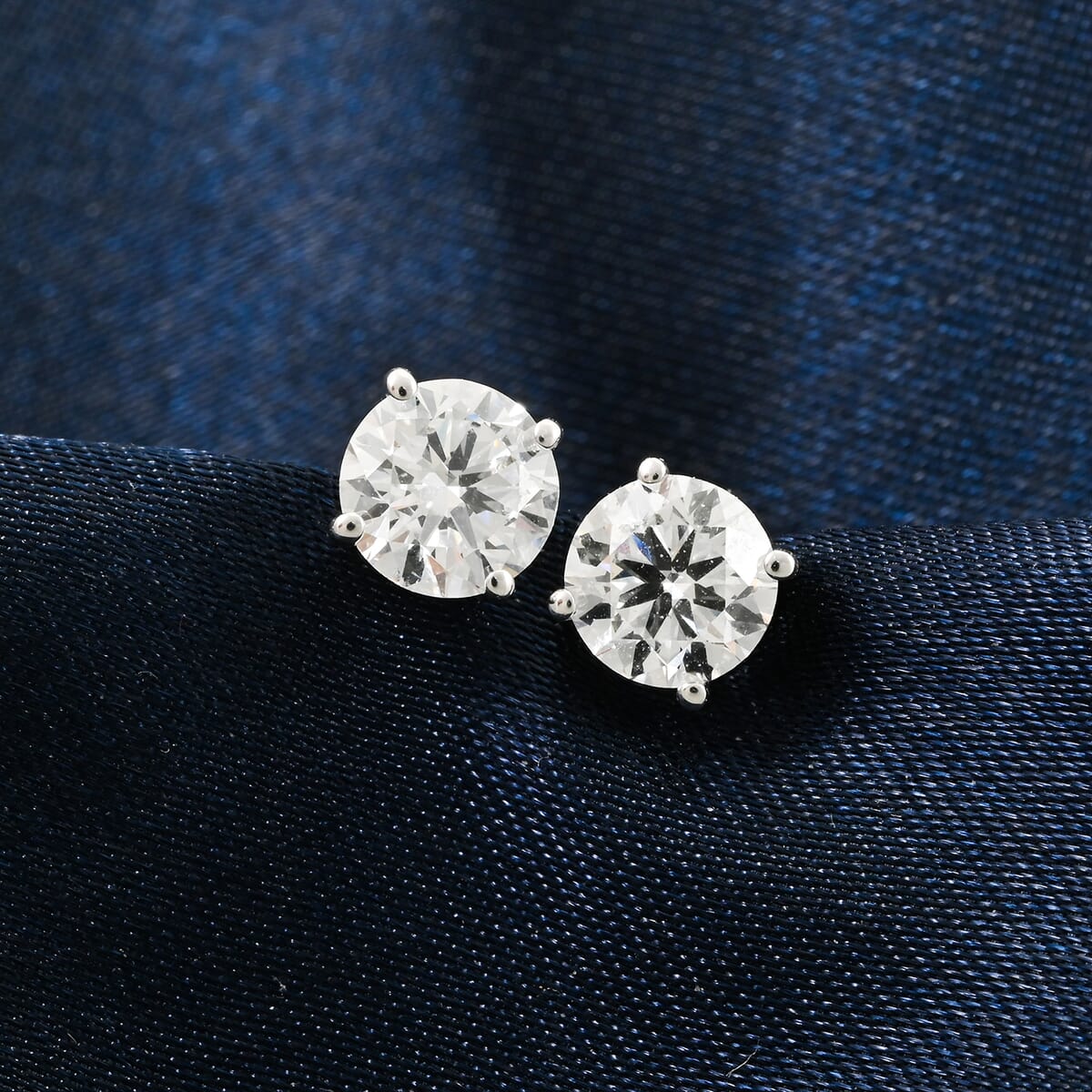 14K White Gold Luxuriant Lab Grown Diamond(G SI) Stud Earrings 1.50 ctw image number 1