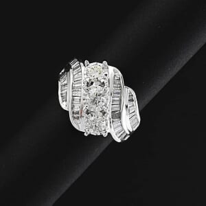 White Diamond 2.00 ctw Ring in 10K White Gold (Size 7.0) 5.35 Grams