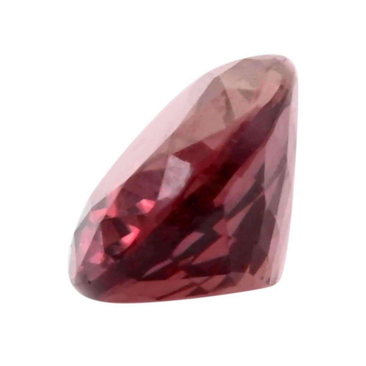 AAAA Color Change Garnet (Ovl 8x6 mm) 1.20 ctw image number 1