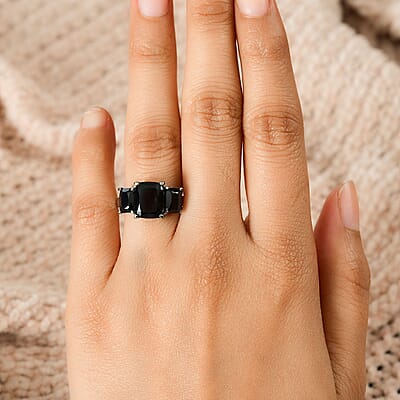Thai Black Spinel 6.75 ctw 3 Stone Ring in Stainless Steel (Size 10.0)