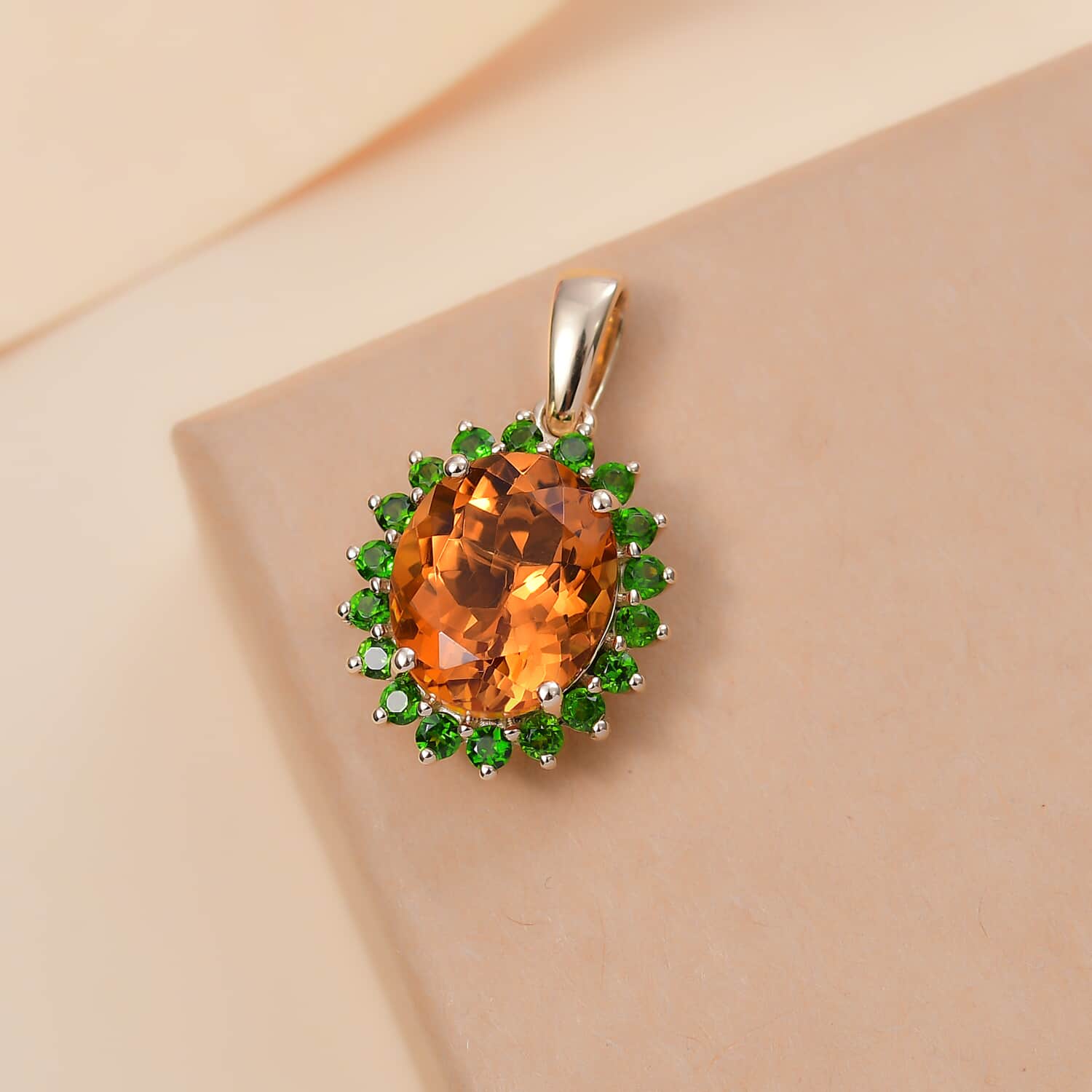 Pendant Only store 10k Yellow Gold Chrome Diopside and Diamond Pendant