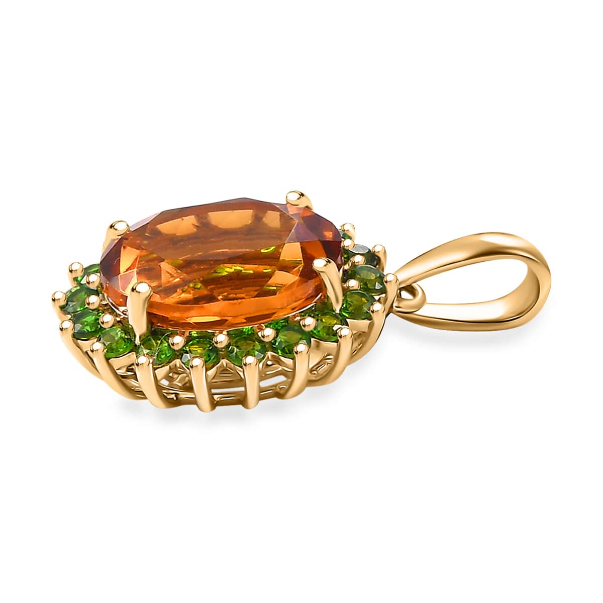 Luxoro Premium Santa Ana Madeira Citrine and Chrome Diopside 5.35 ctw Sunlit Grove Pendant in 10K Yellow Gold image number 3