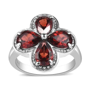 Mozambique Garnet 3.25 ctw Floral Ring in Stainless Steel (Size 8.0)