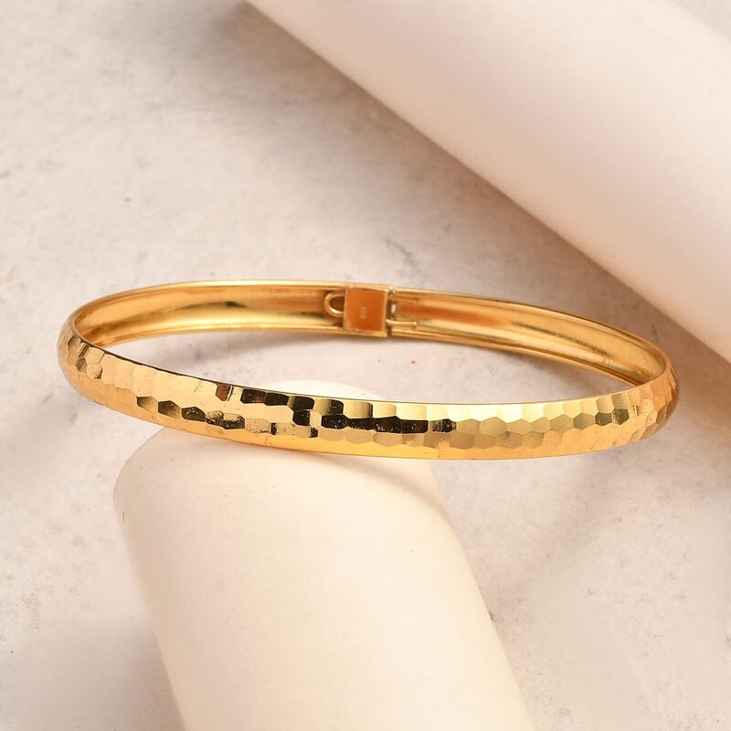 Hammered Textured Bangle Bracelet in 18K Yellow Gold Over Sterling Silver (7.25 in) 4.60 Grams