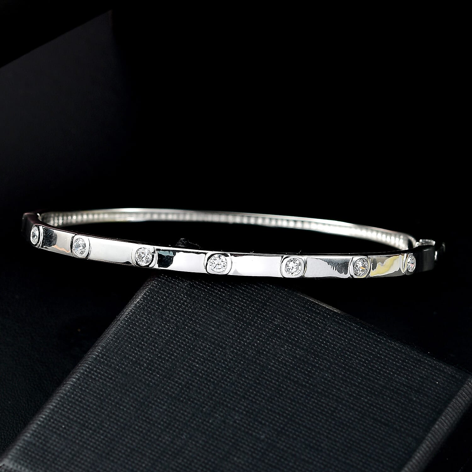 J Francis Embellished with Zirconia by Swarovski Bangle in Rhodium Over Sterling Silver (6.50 In) 1.40 ctw