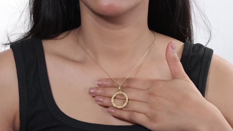 TLV 18K YG Over Sterling Silver Circle Pendant (4.10 g)