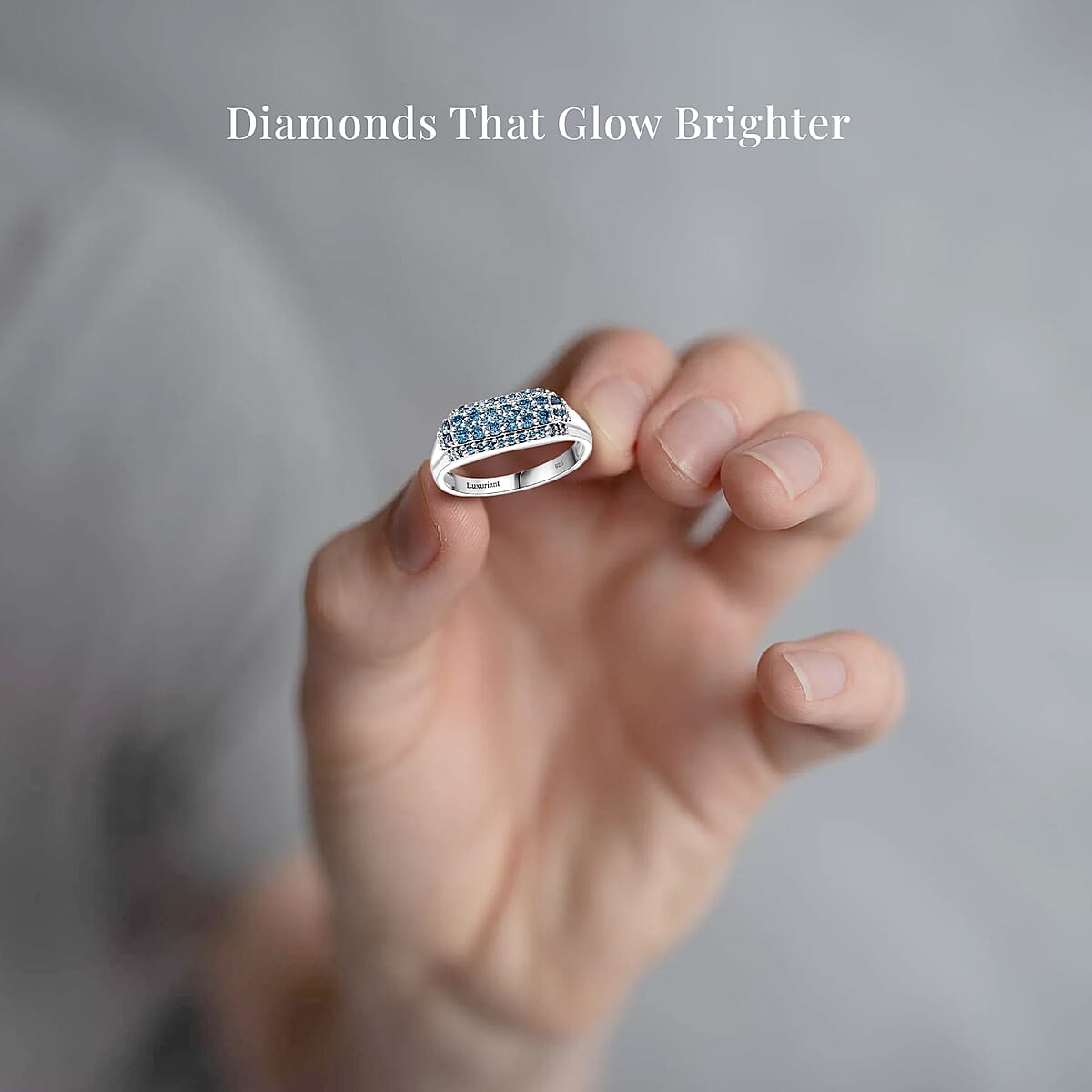Luxuriant Lab Grown Blue Diamond VS 1.00 ctw Men's Ring in Rhodium Over Sterling Silver (Size 13.0) image number 4