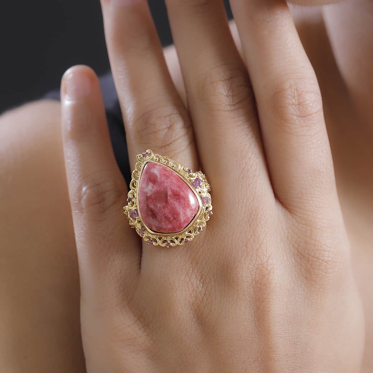 Karis Norwegian Thulite and Orissa Rhodolite Garnet 17.40 ctw Ring in 18K Yellow Gold Plated image number 2