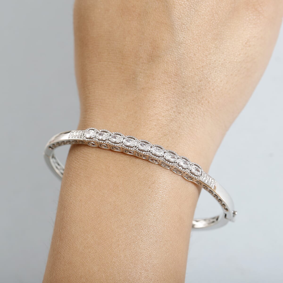 J Francis Embellished with Zirconia by Swarovski Bangle in Rhodium Over Sterling Silver (7.25 In) 3.30 ctw image number 2