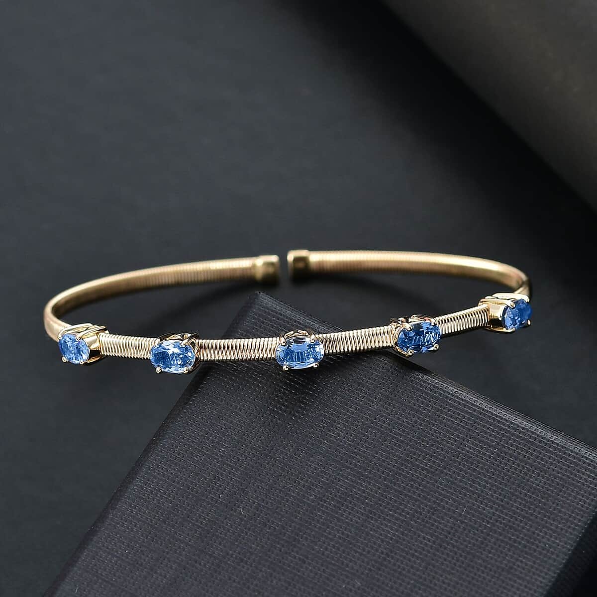 Doorbuster Luxoro Premium Ceylon Blue Sapphire 2.85 ctw Cuff Bracelet in 10K Yellow Gold (7.25 In) image number 1