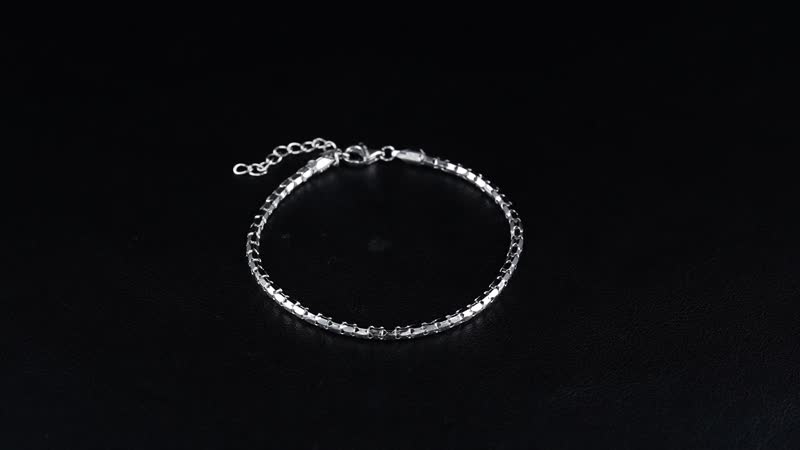 Rhodium Over Sterling Silver Chain Bracelet (6.50-8.0In) (2.75 g)