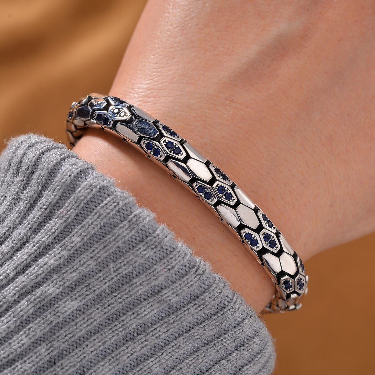 Simulated Blue Diamond HexaLuxe Bangle Bracelet in Sterling Silver (7.25 In) image number 1