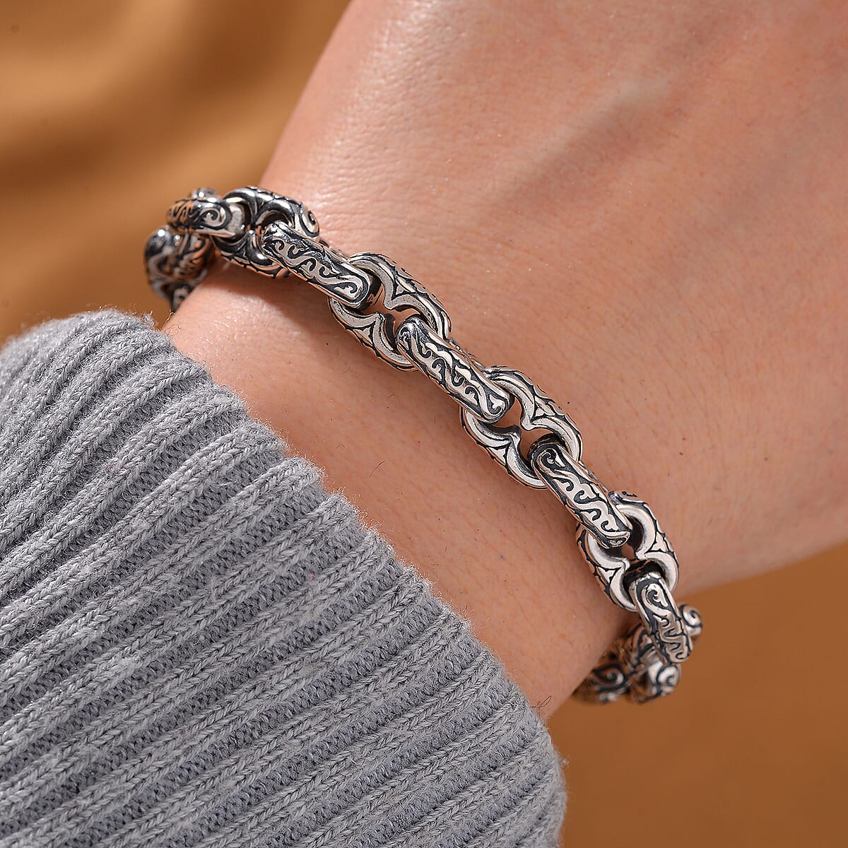 Viking Chain Bracelet in 925 Sterling Silver (8.00 In) 35.10 Grams image number 1