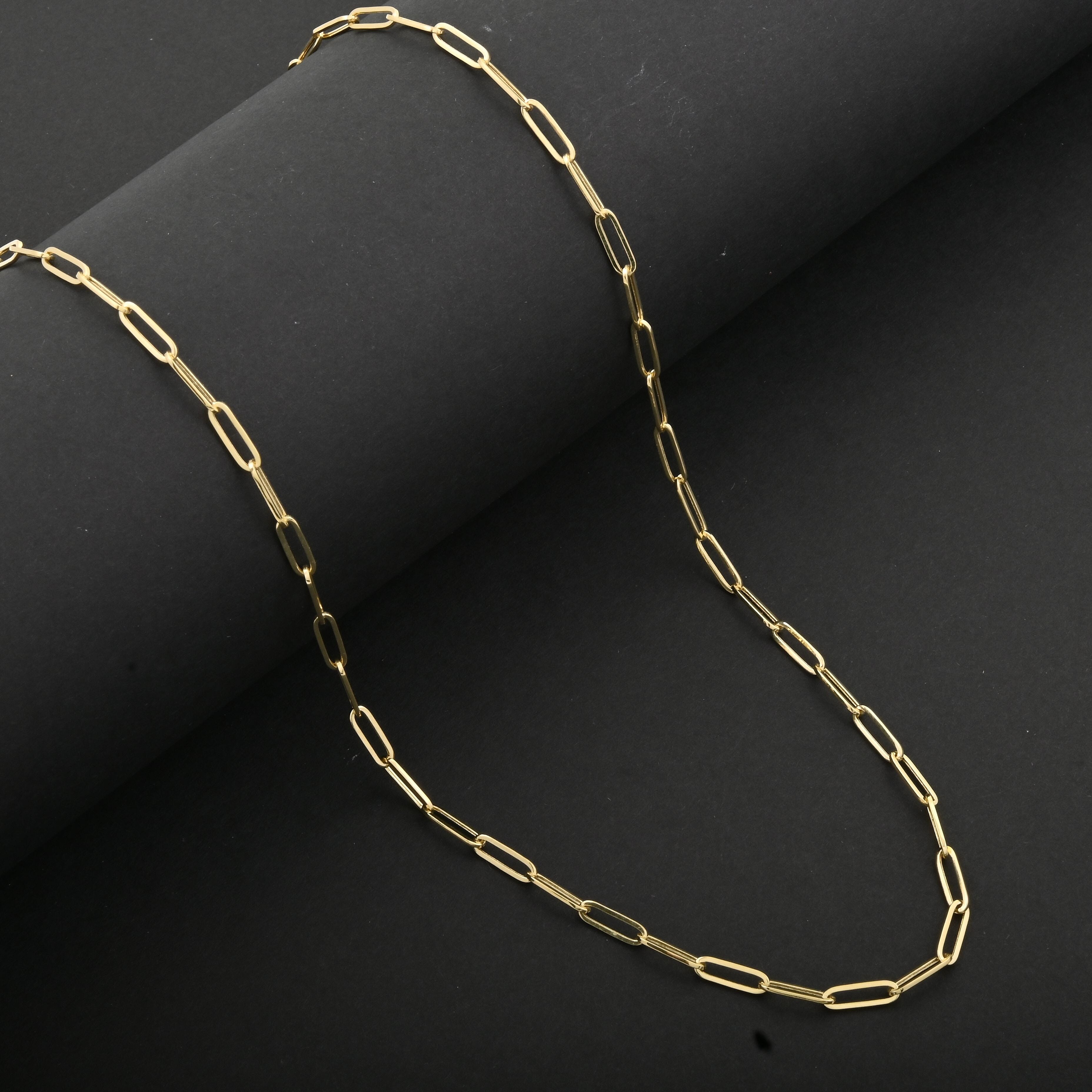 14K Yellow Gold 2.5mm Paperclip Chain Necklace (20 Inches) (2.35 g)