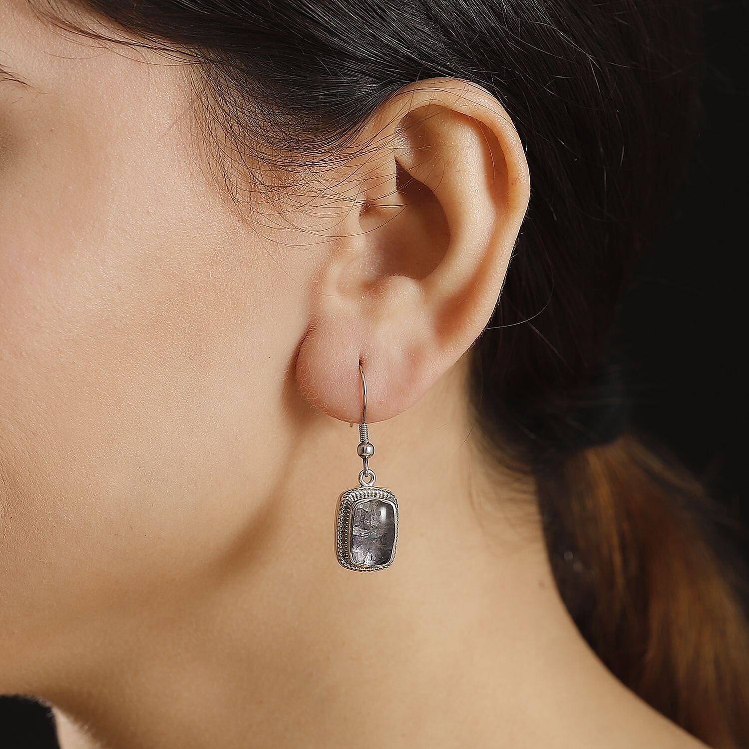 Matrix Tanzanite - Product card gallery slide 3 (10145800552731)